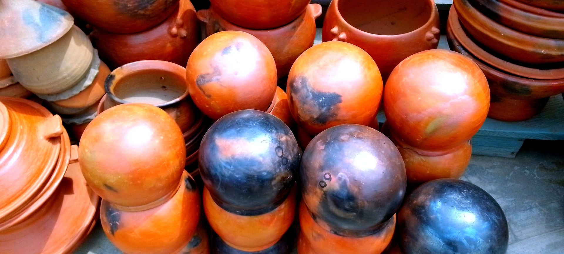 Flower pots